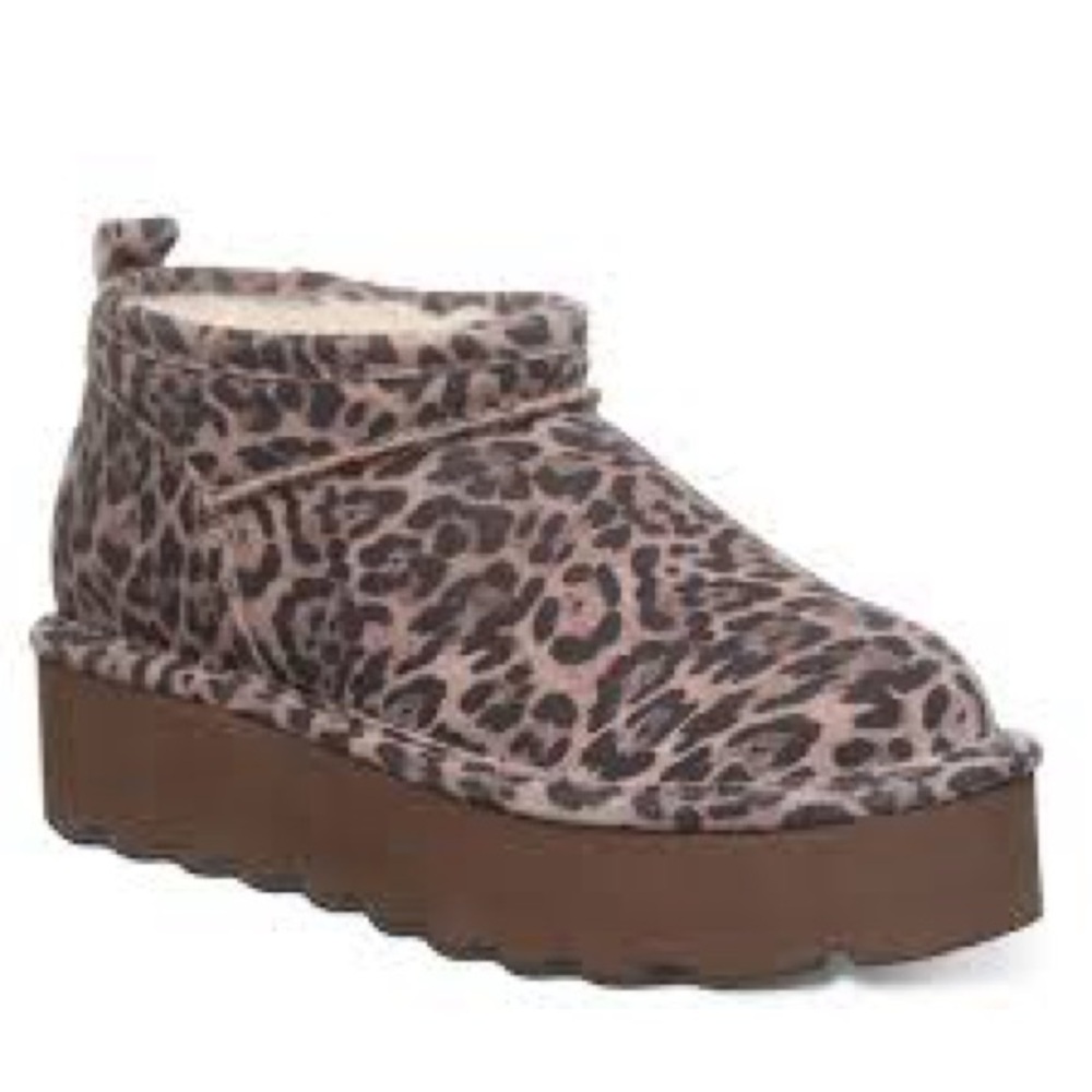 Bearpaw Retro Shorty Exotic platform boots in a leopard print 8